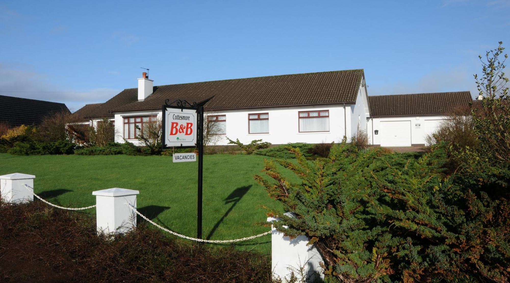 Cottesmore Bed And Breakfast Bushmills Exterior foto